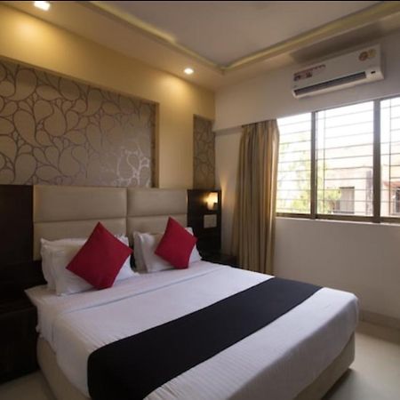 Hotel Galaxy Comforts Mumbai Eksteriør bilde