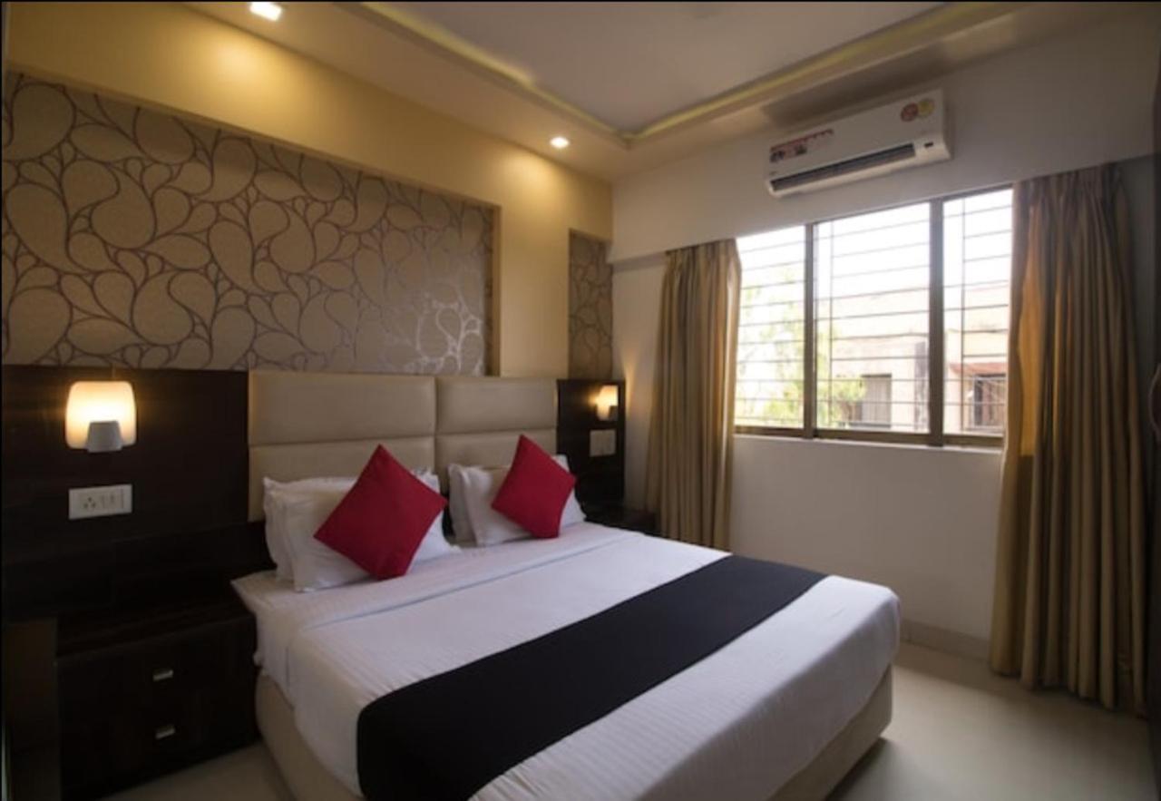 Hotel Galaxy Comforts Mumbai Eksteriør bilde