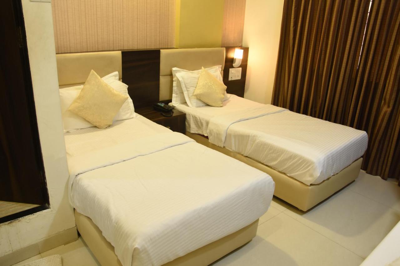 Hotel Galaxy Comforts Mumbai Eksteriør bilde